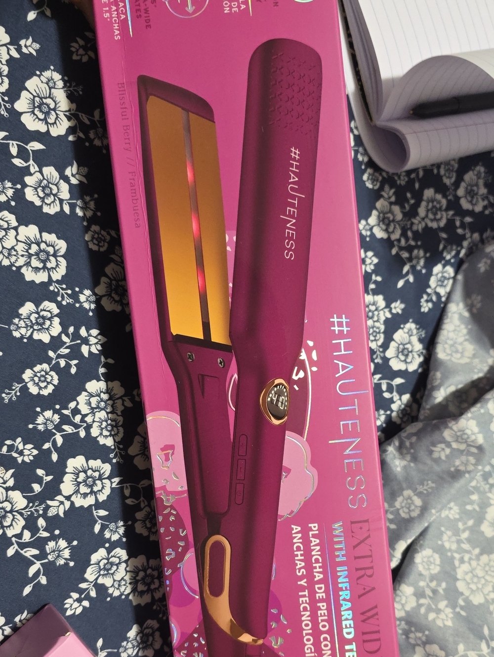 Women's Pink Flat Iron Hair Styler